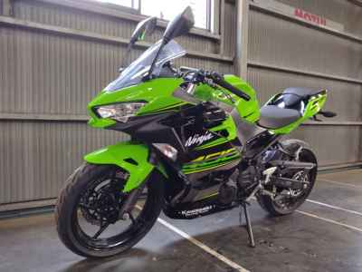 Kawasaki Ninja 400 KRT Edition 2018