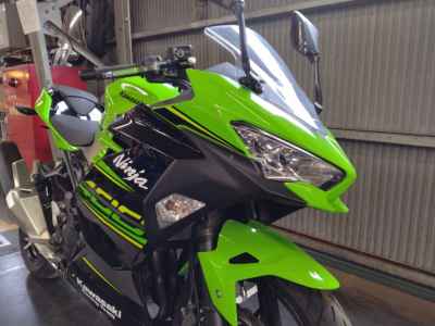 Kawasaki Ninja 400 KRT Edition 2018