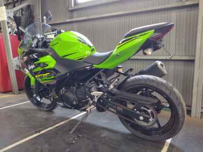 Kawasaki Ninja 400 KRT Edition 2018