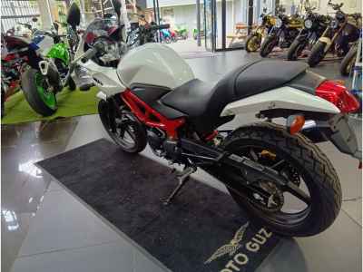 Honda VTR250F 2013