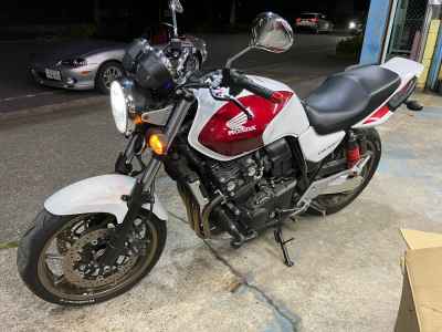 Honda CB400SF 2019