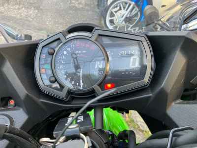 Kawasaki Ninja 400 KRT Edition 2021