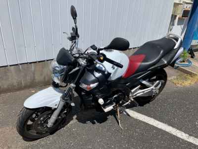 Suzuki GSR400 2007