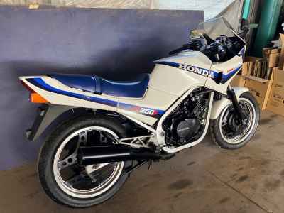 Honda VT250FE