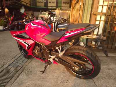 Honda CBR400R 2020