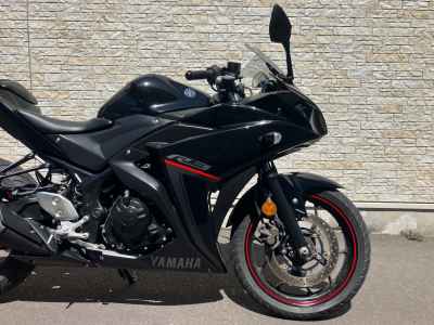 Yamaha YZF-R3 2019
