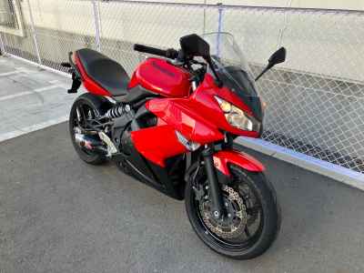 Kawasaki Ninja 400R 2012