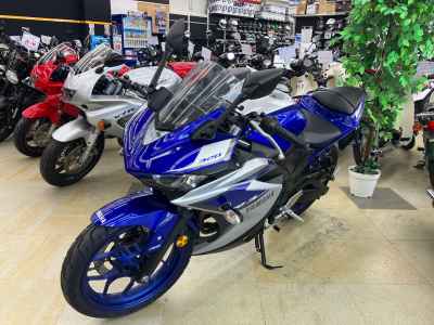 Yamaha YZF-R3 2015
