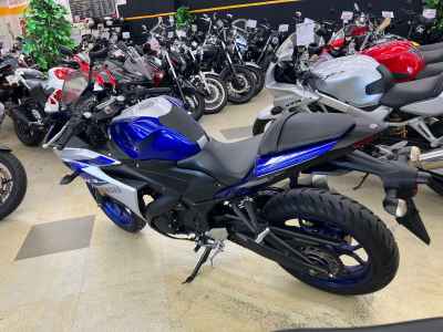 Yamaha YZF-R3 2015