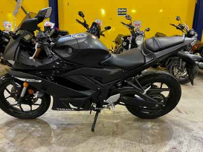 Yamaha YZF-R3 2019