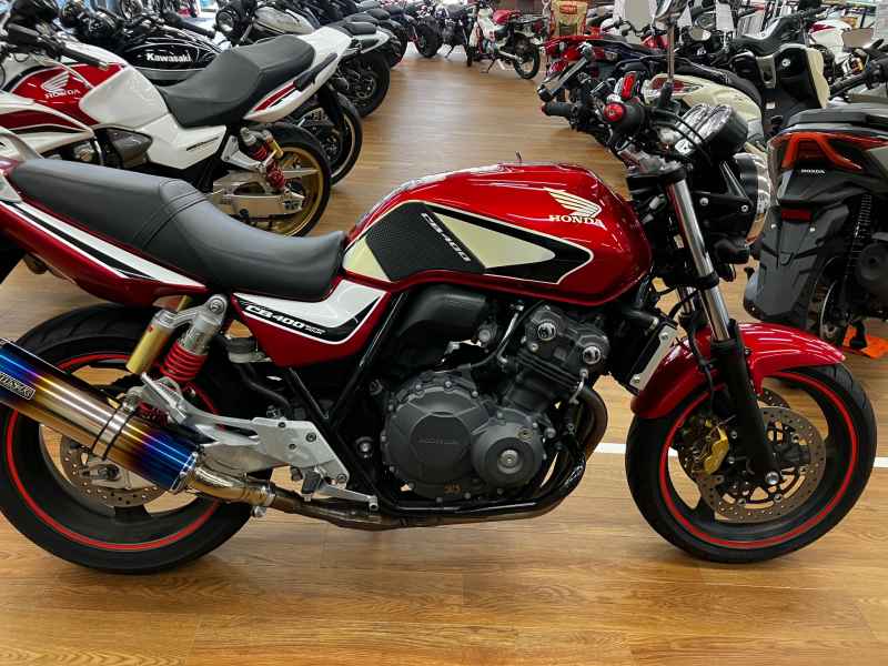 Honda CB400SF 2011