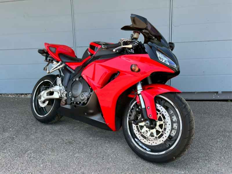 Honda CBR1000RR 2006