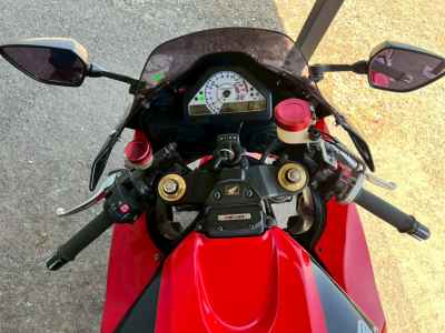 Honda CBR1000RR 2006