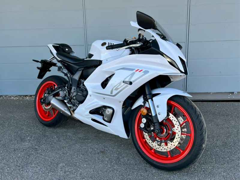 Yamaha YZF-R7 2024