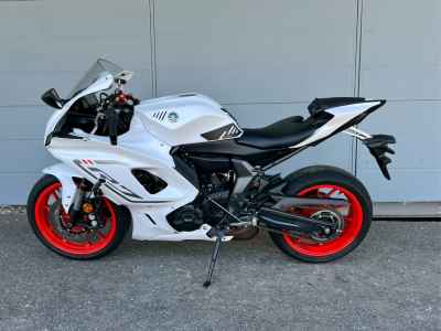 Yamaha YZF-R7 2024