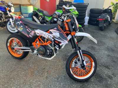 KTM 690 SMC R 2012