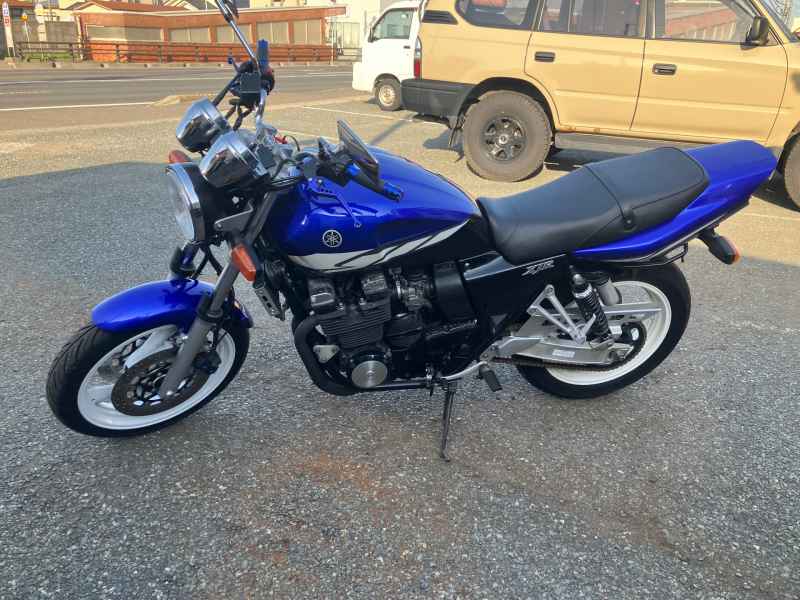 Yamaha XJR400 2006