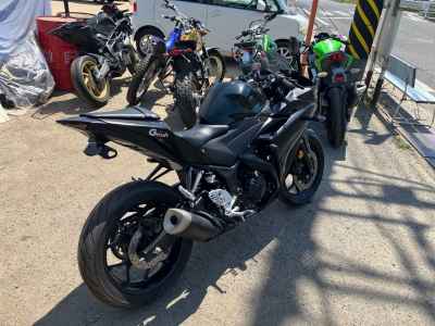 Yamaha YZF-R25 2017