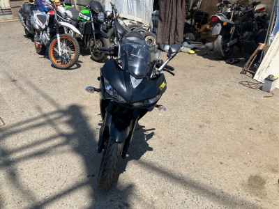 Yamaha YZF-R25 2017