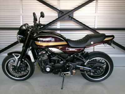 Kawasaki Z900RS 2025