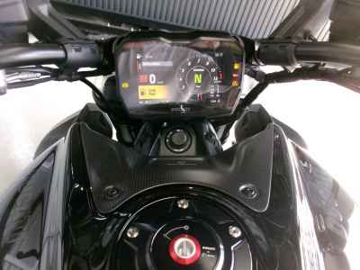 Ducati Diavel V4 2024