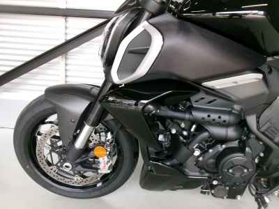 Ducati Diavel V4 2024