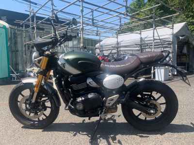 Triumph Scrambler 400X