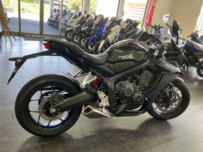Honda CBR650R 2023