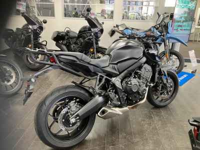 Honda CB650R 2023