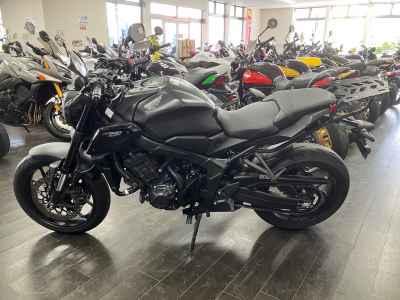 Honda CB650R 2023