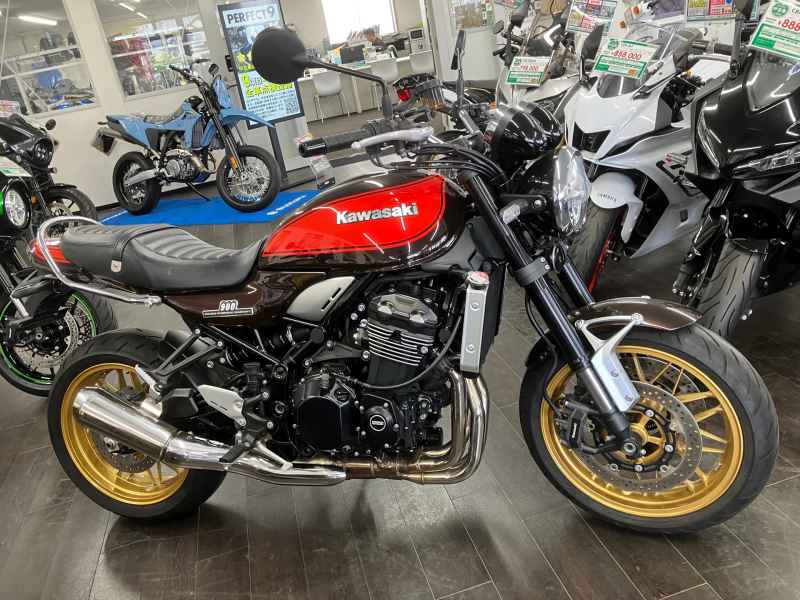 Kawasaki Z900RS 2022