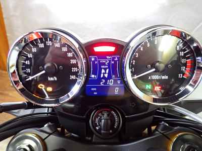 Kawasaki Z900RS SE 2026