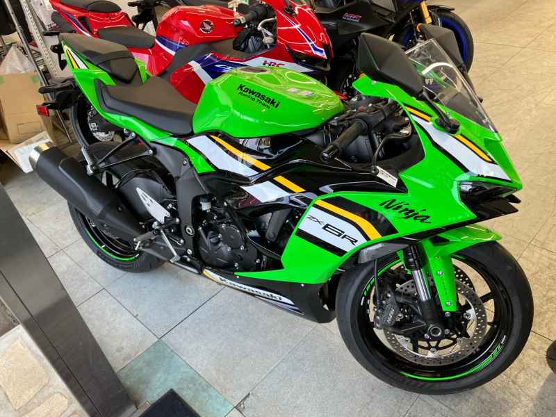 Kawasaki Ninja ZX-6R 2025