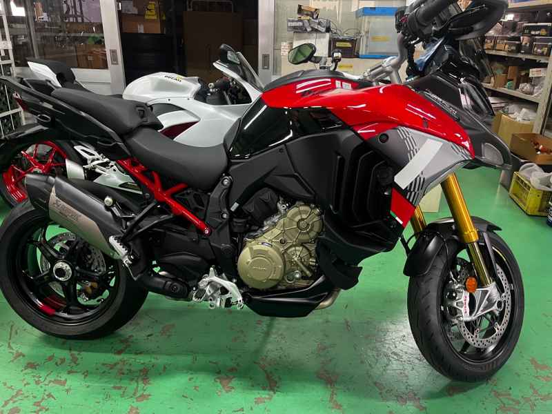 Ducati Multistrada V4 Pikes Peak 2026