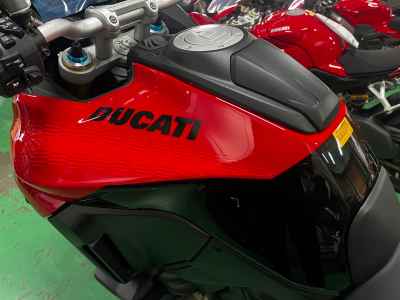 Ducati Multistrada V4 Pikes Peak 2026