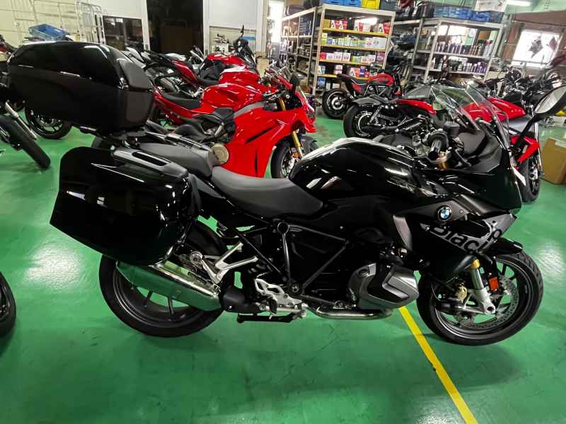 BMW R1250RS 2023