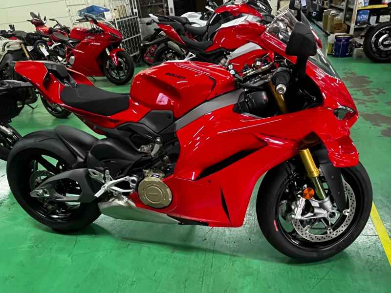 Ducati Panigale V4S 2025
