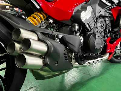 Ducati Diavel V4 2023