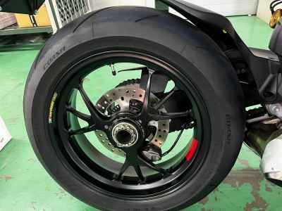 Ducati Streetfighter V4S 2024