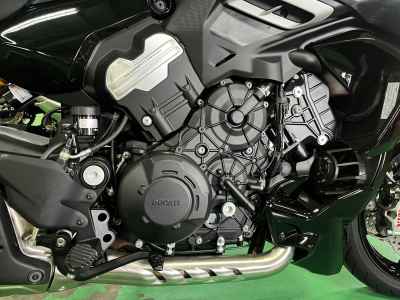 Ducati Diavel V4 2024