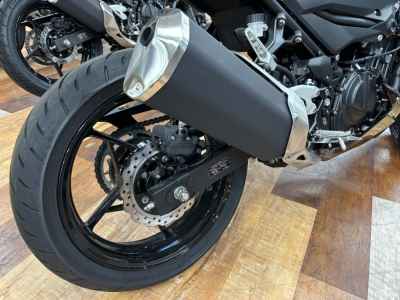Kawasaki Z400 2024