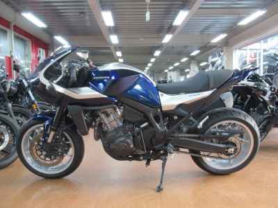 Honda Hawk 11 2022
