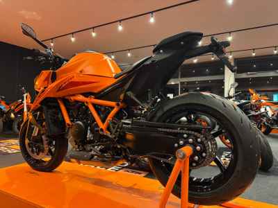 KTM 1390 Super Duke Evo