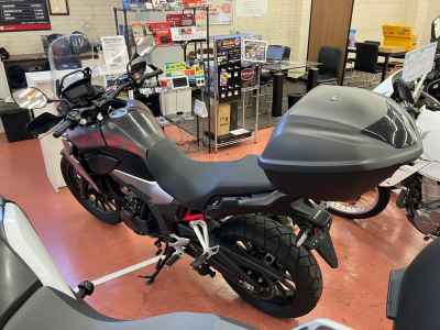 Honda CB400X 2022