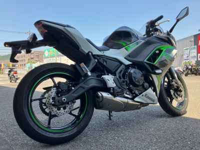 Kawasaki Z650 2022