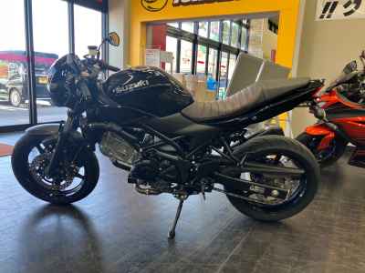 Suzuki SV650S 2021