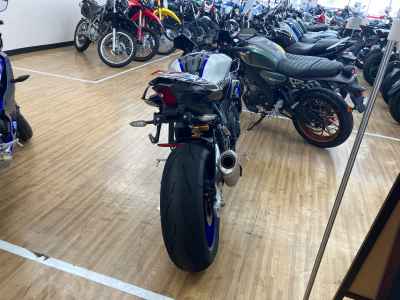 Yamaha YZF-R1M 2023