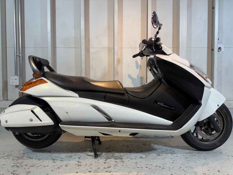 Suzuki Gemma 250
