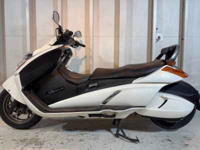 Suzuki Gemma 250