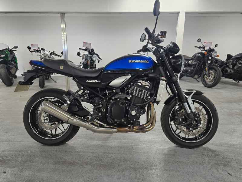 Kawasaki Z900RS 2024